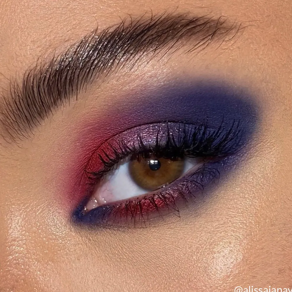 Revolution Beauty BH Passion In Paris 16 Color Shadow Palette^ Shadow Palettes
