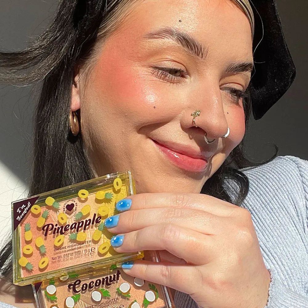 Revolution Beauty I Heart Revolution Coconut Ombre Highlighter^ Highlighter