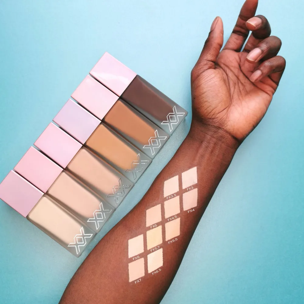 Revolution Beauty XX Revolution Glow Skin FauXXdation Foundation 27ml^ Foundation